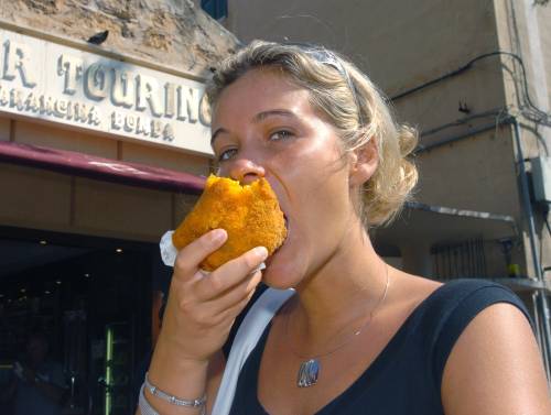 Mangiare per strada adesso è chic