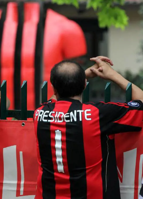 L'atto d'amore di Silvio vale più di un "affarone"