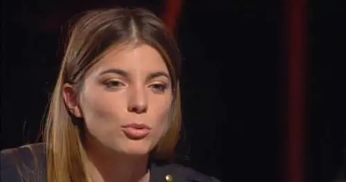 La Innocenzi contro la Madia: "In Italia non c'è meritocrazia". Il web contro la "santorina"