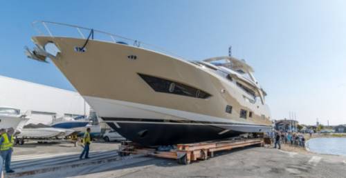 2600 Fly, il nuovo yacht di Chantier Naval Couach