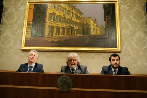 Beppe Grillo coi capigruppo Nicola Morra e Riccardo Nuti