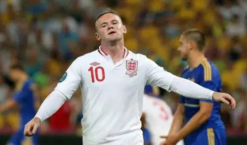 Il derby di Manchester riparte da Ibra e Rooney