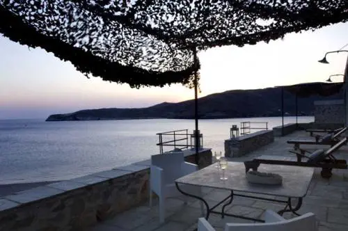 La suite principesca in cui alloggia Papandreou