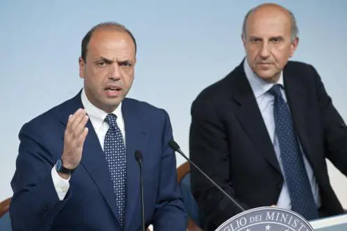 La relazione di Pansa che scagiona Alfano