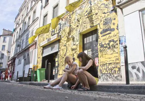 Incendio nella sede francese di Femen
