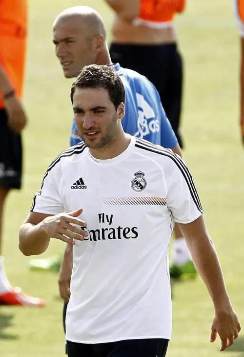 Higuain cade a Capri 