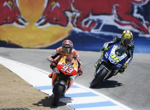 Marquez-Rossi, il dramma non ferma i sorpassi da brivido