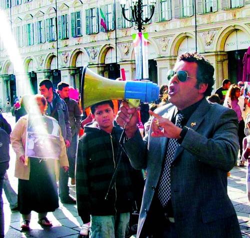 Ancora botte per Sherif, l'egiziano cristiano