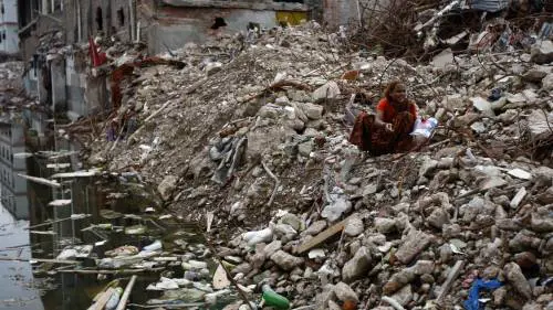 Il pianto delle madri del Rana Plaza