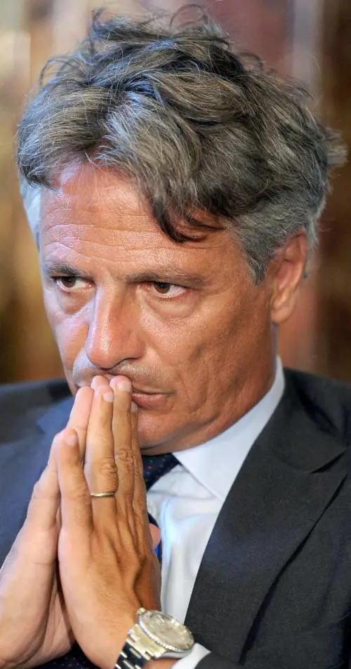 E il gip vietò d'intercettare i vertici della banca