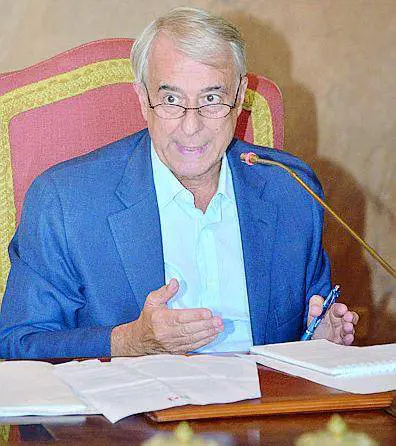 Comuni a Roma, solo rinvii e promesse