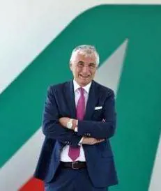 Alitalia, soldi in cassa per poche settimane