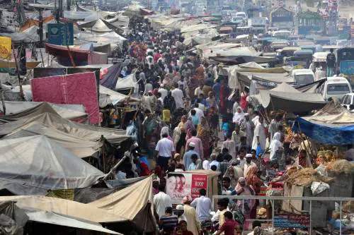 Pakistan, festeggiamenti per l'Eid al-Fitr a Lahore