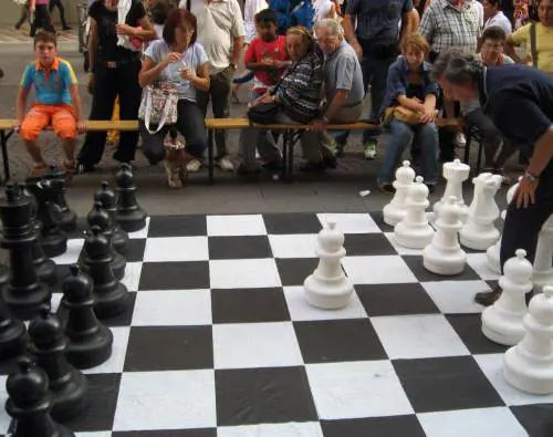 Il ritorno degli scacchi parte dalle elementari «Una palestra di vita»