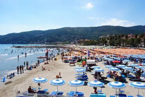 Andora, il piccolo «paradiso»:  tasse basse e nessun debito