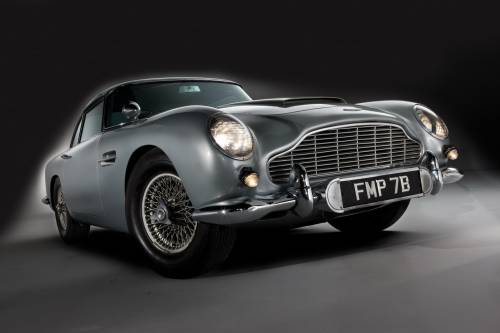 Aston Martin Db5: la doppia vita dell'aristocratica macchina da guerra di 007