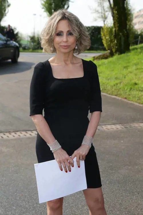 Schiaffo incompatibile con la democrazia