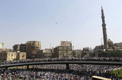 Egitto, cortei e scontri in strada in tutto il Paese. Almeno 17 le vittime