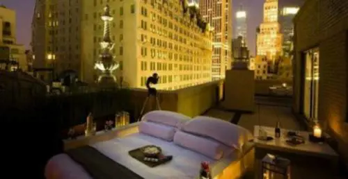 New York, camping al piano attico