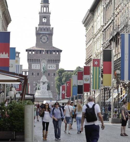 Più turisti, record di russi e 850mila milanesi in città