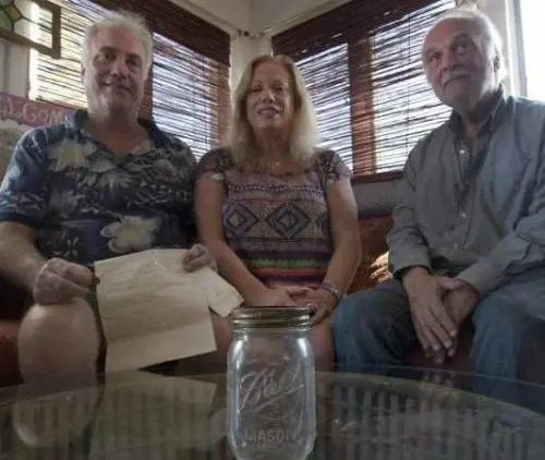 Il messaggio in bottiglia? È sulla cresta dell'onda...