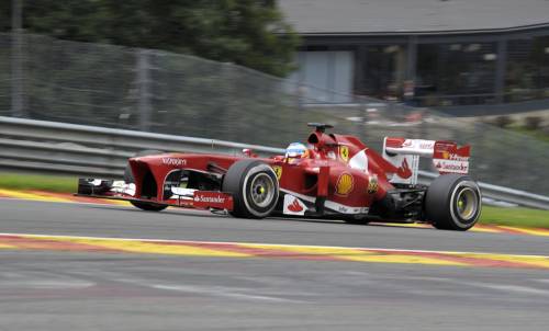 A Spa Vettel domina, Alonso 2° e che rimonta