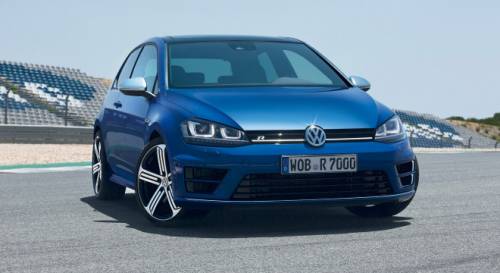  “R”, la Volkswagen Golf da 300 cavalli