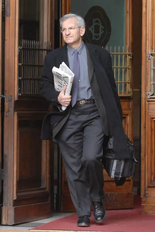 Anche Violante boccia Renzi: "Nel 2018 il candidato sia Gentiloni"