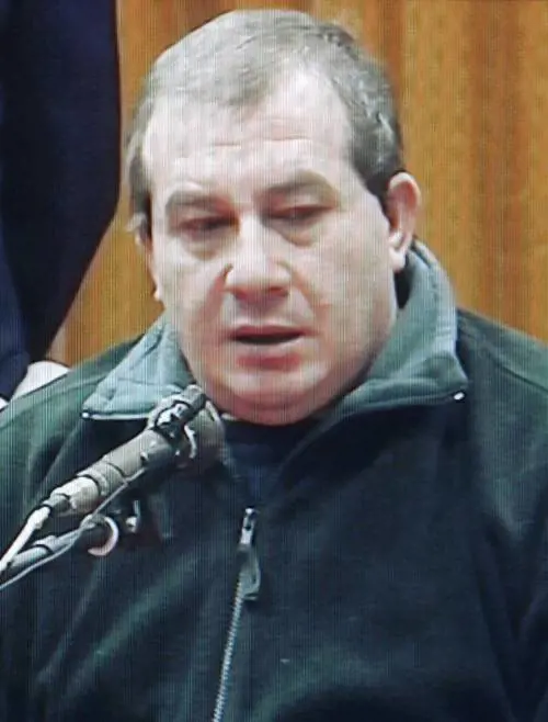 Olindo: "Io e Rosa incastrati perché non troppo svegli. Ora c'è un testimone"