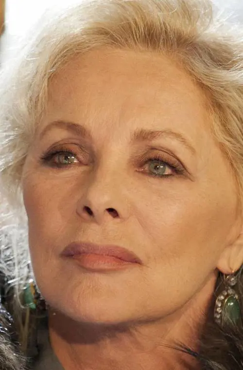 Confessione della Lisi: "Non sei di sinistra? Allora non lavori"