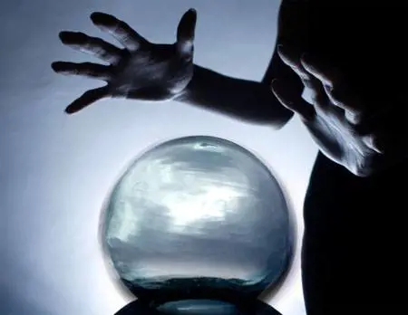 Sempre più italiani dal mago: "Riuscirò a trovare un lavoro?"