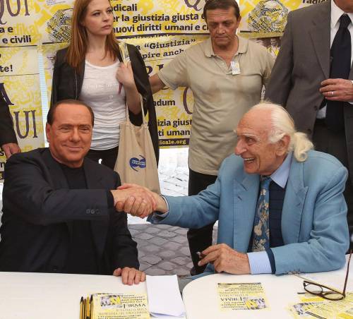 Berlusconi a Pannella: "Ti facciano senatore a vita"
