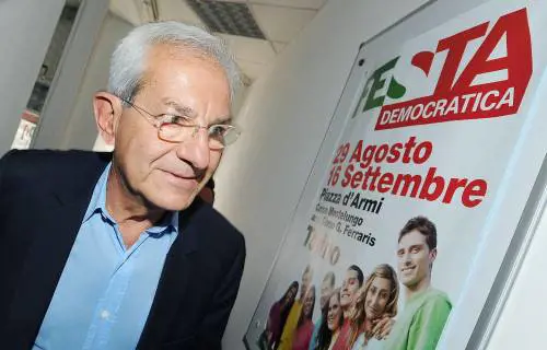 Luciano Violante nella sede Torinese del Pd