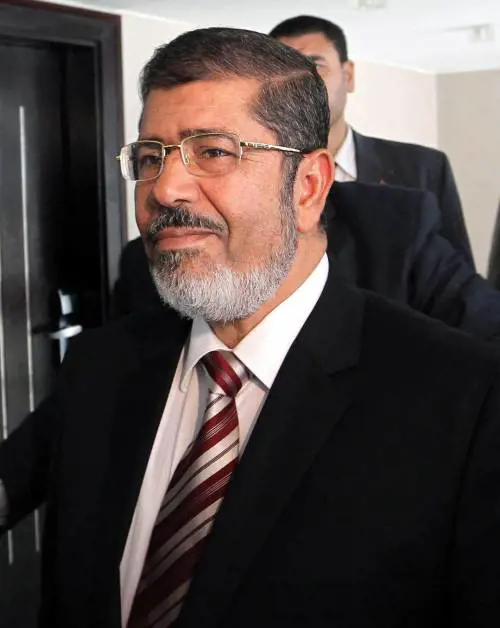 Morsi accusato di istigazione all'omicidio «Sono il vostro presidente, non rispondo»L'Egitto contro i Fratelli musulmani