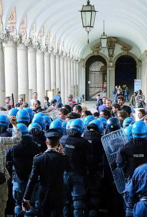 Pestaggio in Statale: due arresti