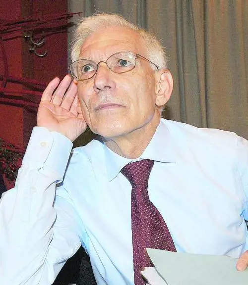 Il convegno nero spacca la sinistra: «Libertà garantita»