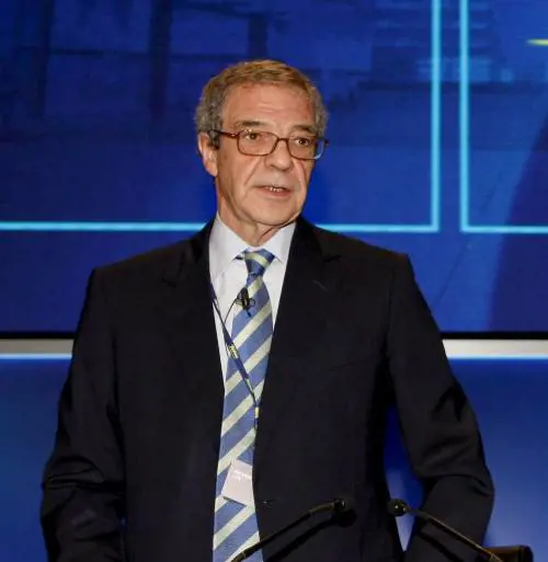 Telecom, offerta di Telefonica ma i soci Telco vogliono di più