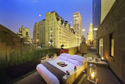 Quella pazza voglia di stelle In hotel «il cielo in una stanza»