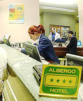 Un euro al giorno per i bimbi Lite sulla tassa di soggiorno