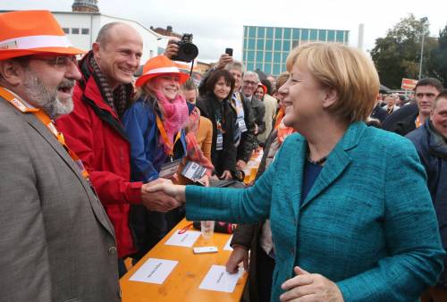 La cancelliera Angela Merkel alle elezioni di Baviera