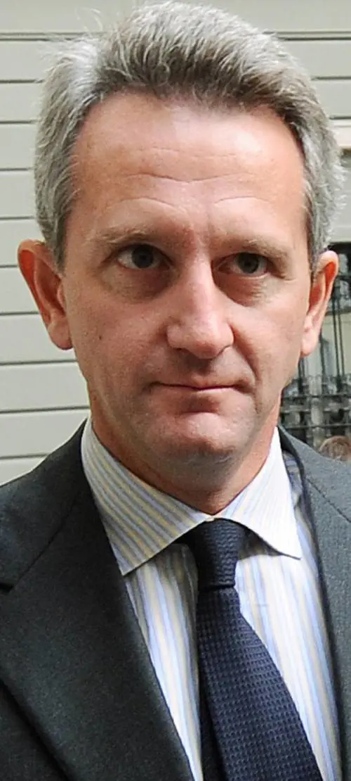 Mediobanca sotto il 15% di RcsInizia la discesa