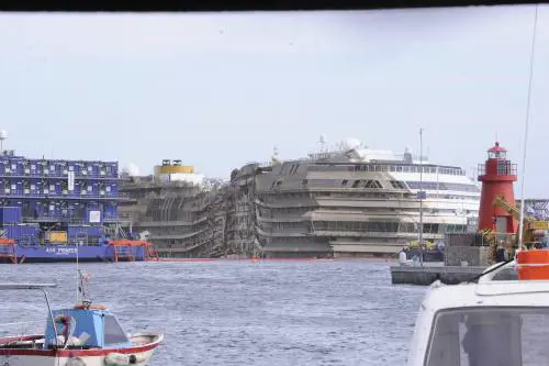 Concordia, trovati resti. Forse sono delle due vittime ancora disperse