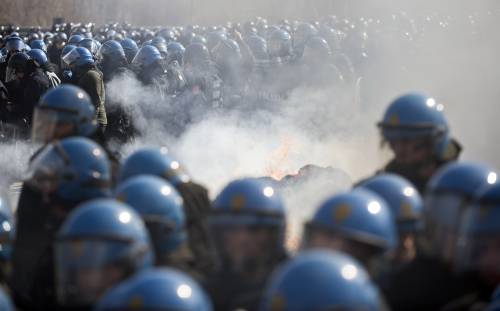 Tav, il governo schiera 200 militari in più a protezione del cantiere