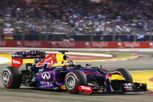 F1, Gp Singapore: nuovo trionfo di Vettel. Alonso è secondo 