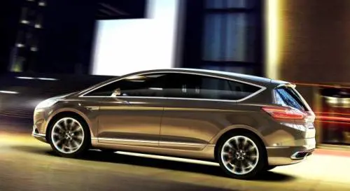 Ford S-Max, l'auto con il medico a bordo