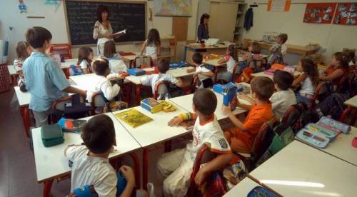 Scuola, gli italiani calano nei test se hanno uno straniero in classe