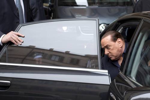 Berlusconi: operazione eversiva, sono i giorni più brutti della mia vita