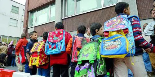 Proposta di Forza Italia: «Il sistema sanitario curi i bambini stranieri»