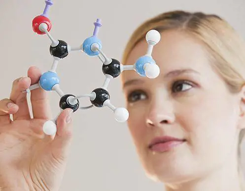 L'analisi del Dna, un'arma  in più per la prevenzioneDal test del patrimonio genetico tante informazioni di grande valore