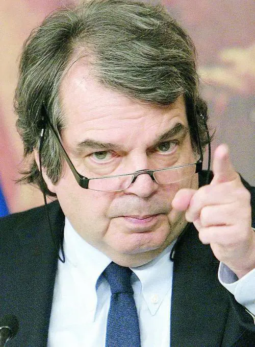 Decadenza, Brunetta avverte: "Partito fuori dall'esecutivo Ma più rischiosa la manovra"